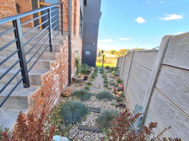 3 Bedroom Property for Sale in Hartenbos Heuwels Western Cape